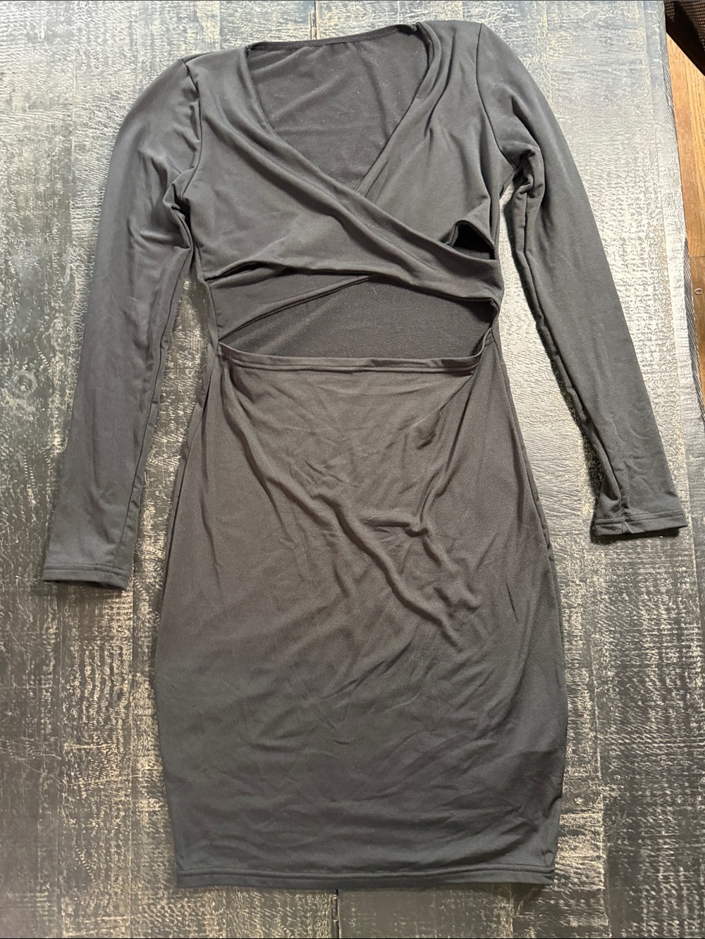 Elegant Black Long-Sleeve peekaboo Reversable Bodycon Dress